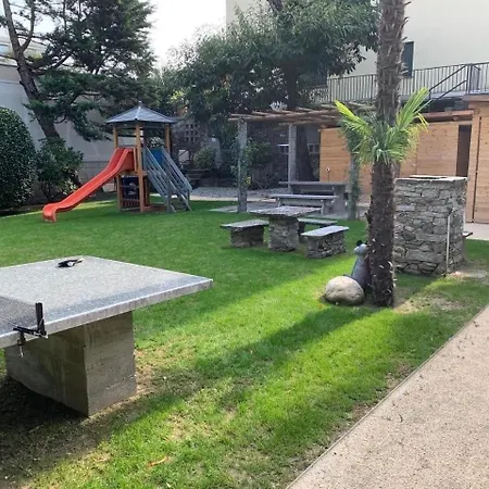 Casa Rocca Bella B Familienwohnung Apartamento Ascona